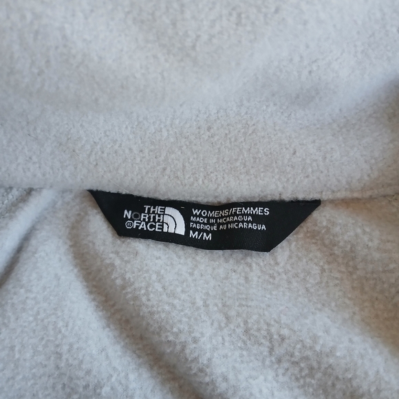 Womans North Face Light Gray Pullover Fleece Nwot Size M - Picture 6 of 6